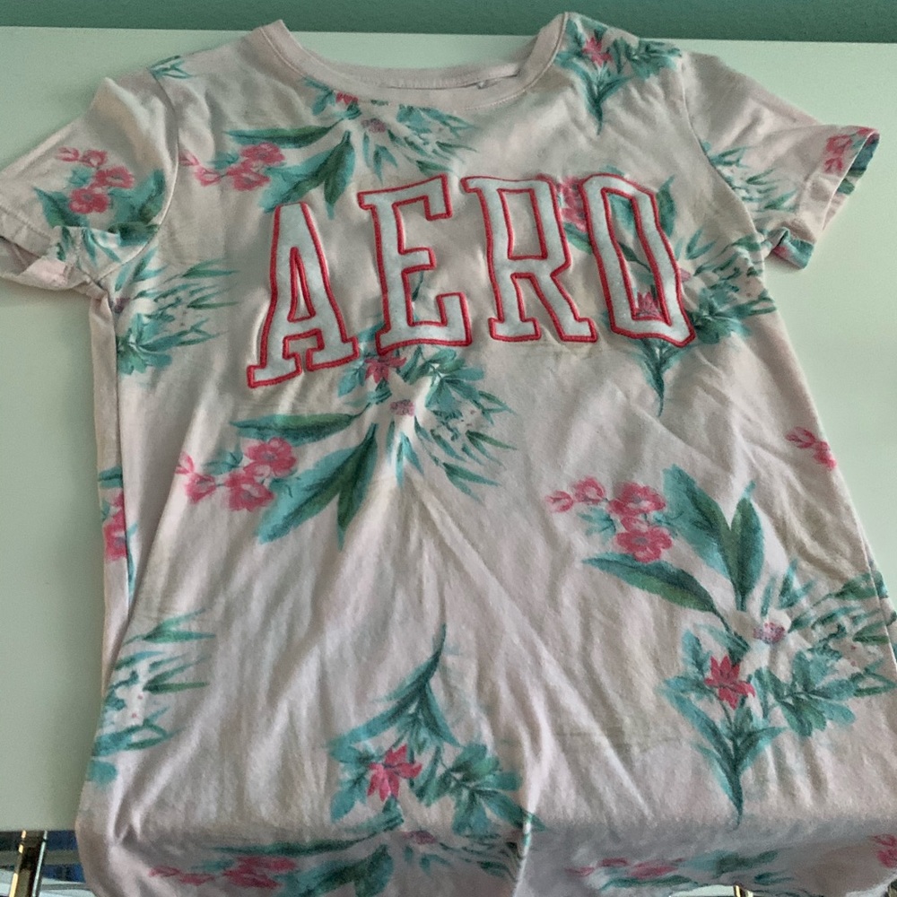 Aeropostale graphic Tee